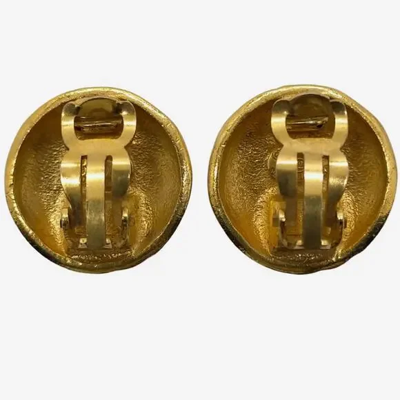 Chanel 24k Gold-Plated Clip-on Earrings - Picture 4 of 9